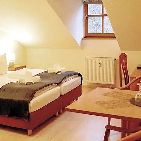 Hotell Donaublick 3*