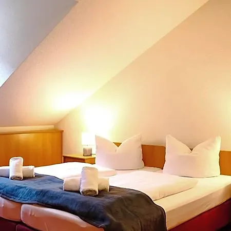 Donaublick Hotell 3*