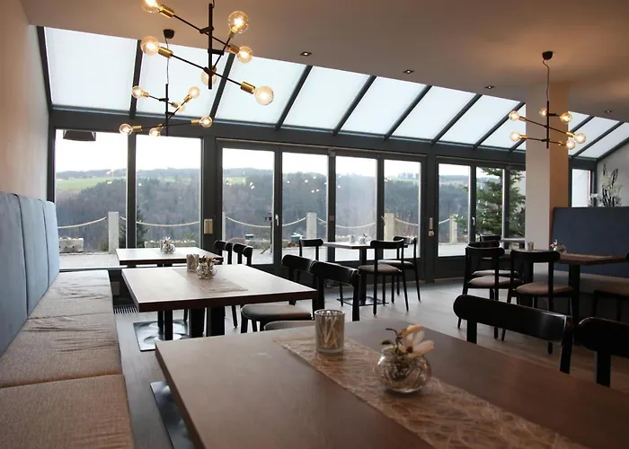 Donaublick Hotell 3*